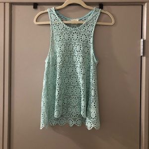 Textured floral urban tank top